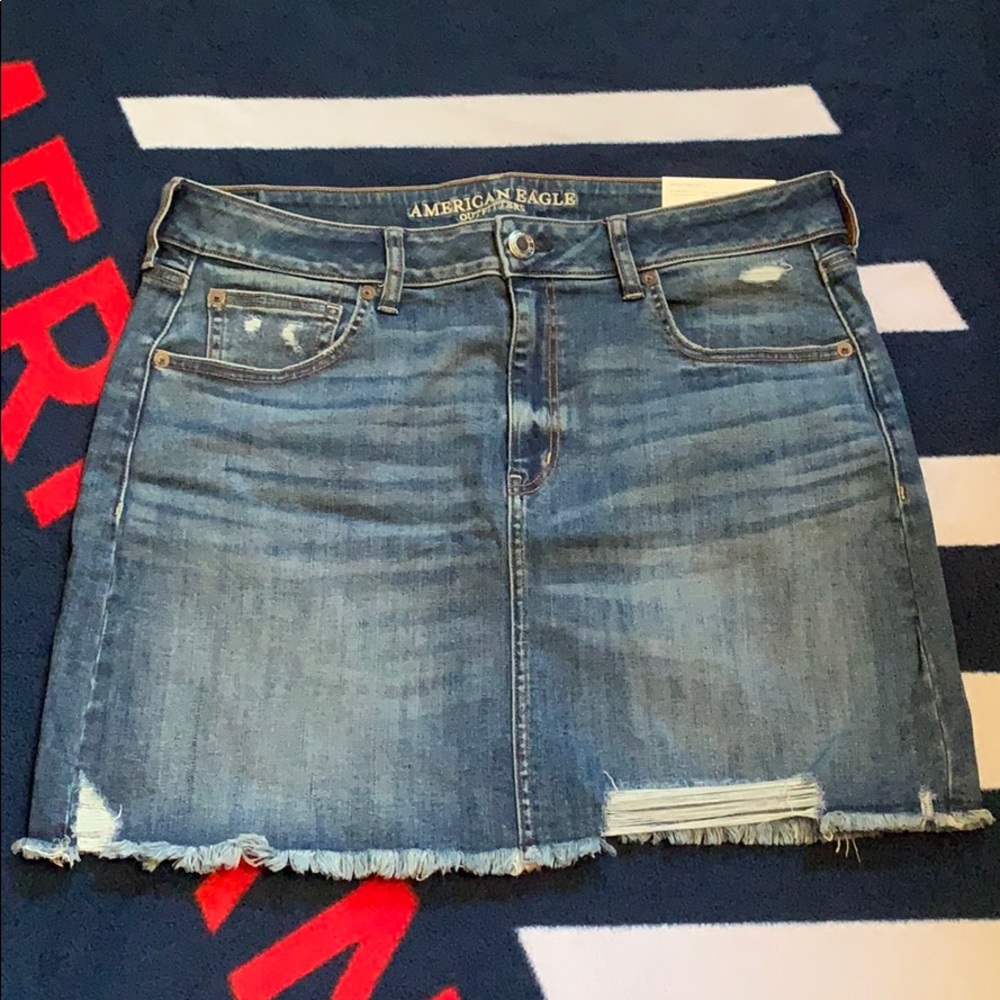 American Eagle Hi-Rise mini skirt
